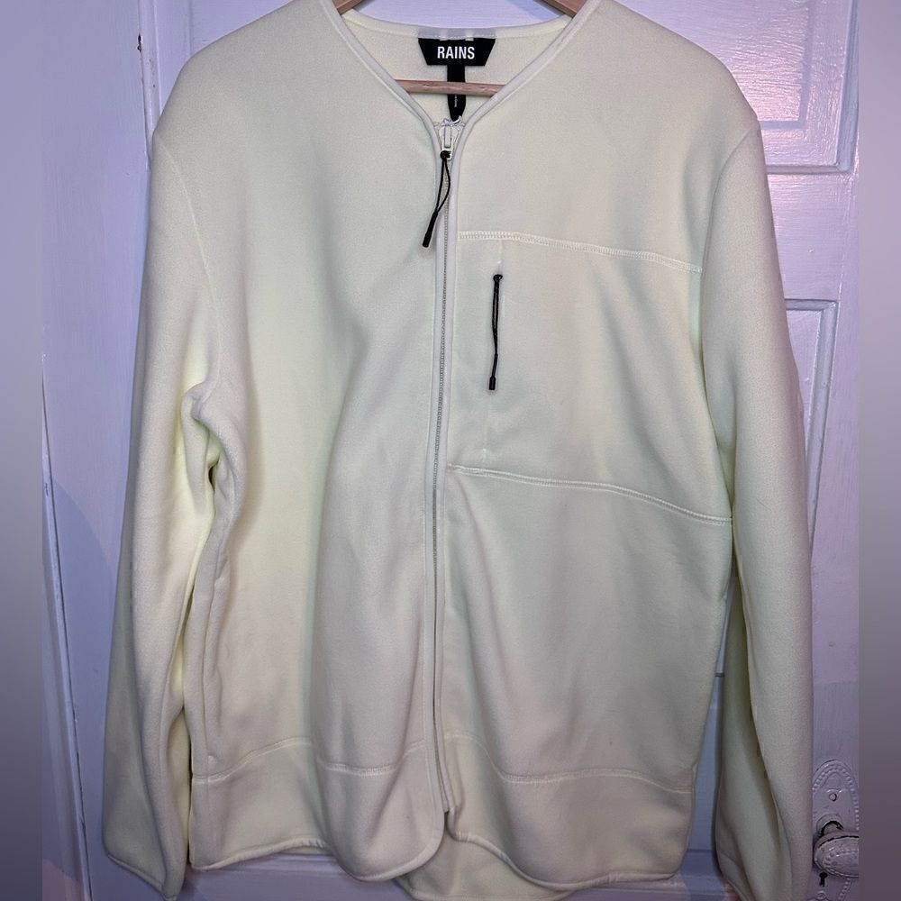 NWTs Rains Fleece Jacket in Straw